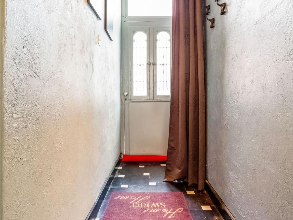 Town House With View Over The 3 Towers Of Bruges Exterior photo