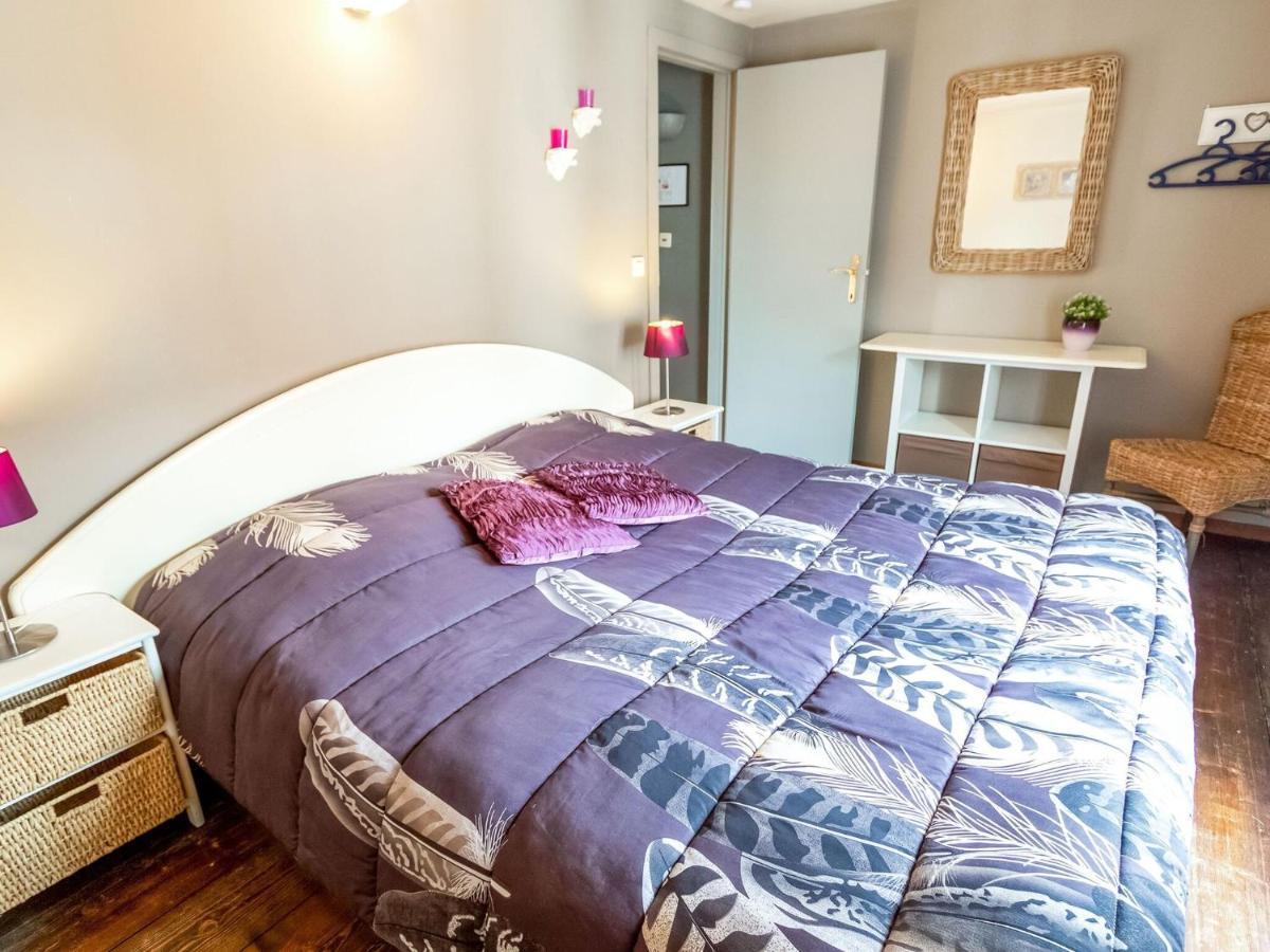 Town House With View Over The 3 Towers Of Bruges Room photo
